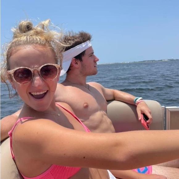 Meet your Posher, Gracie - Picture 4 of 4